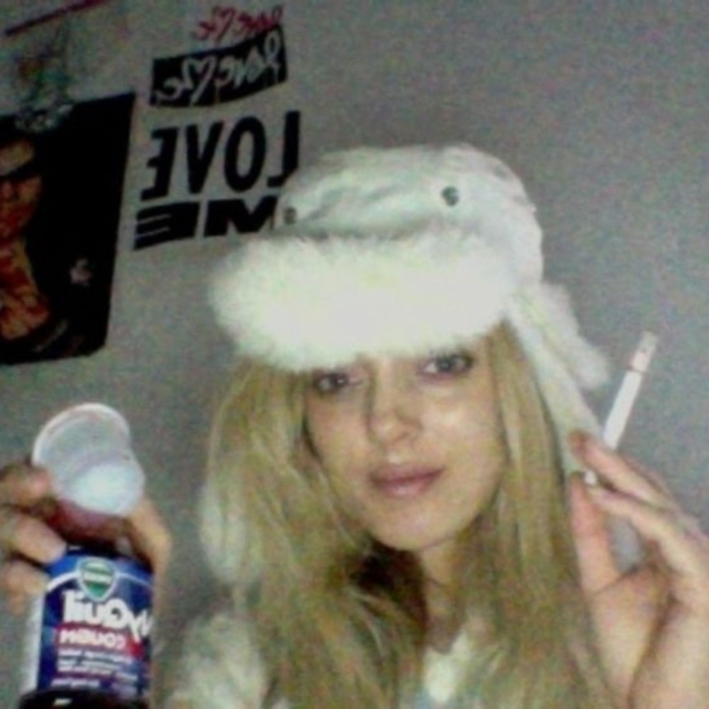 Meet your Posher, Mae